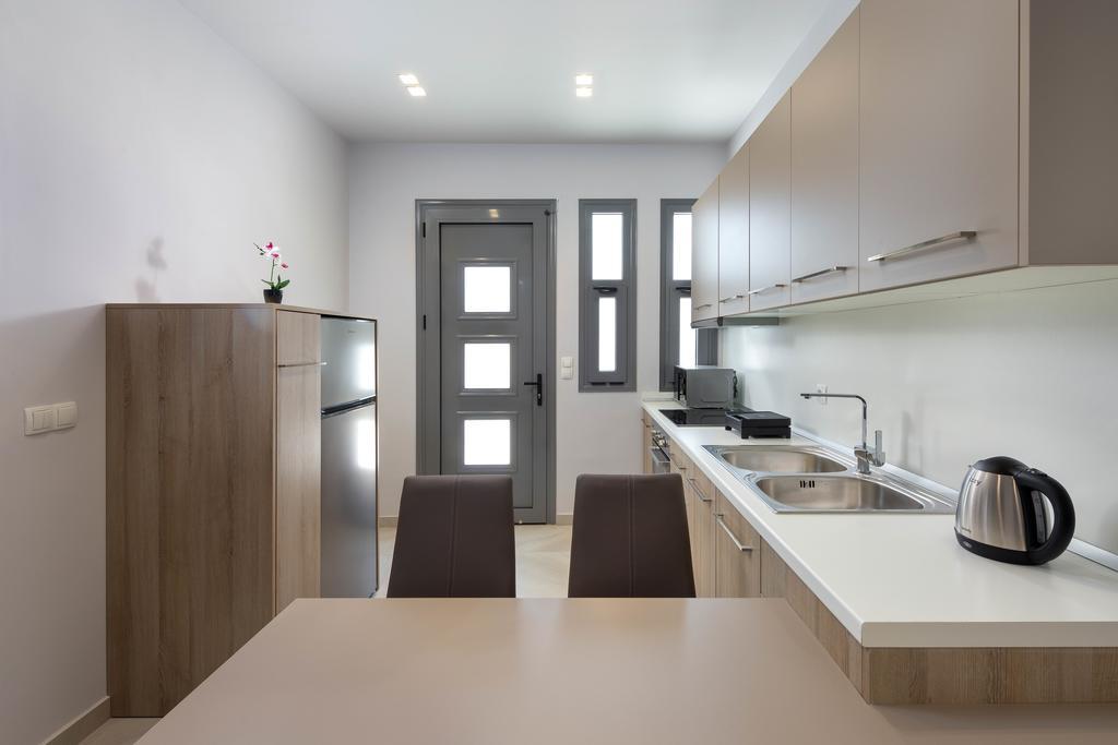 Lardos Luxury Apartments 외부 사진